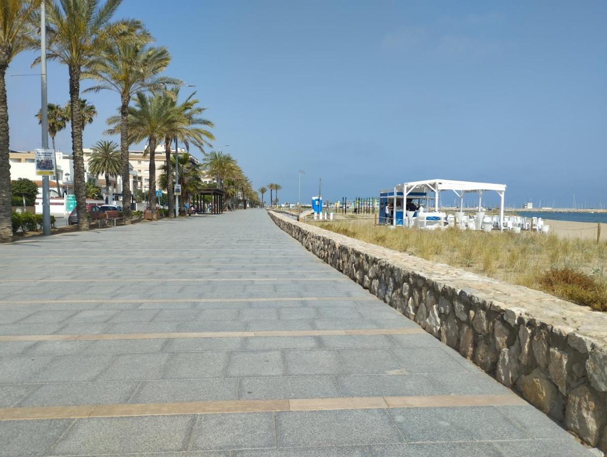 Atico Frente Al Mar Con Parking Para 5 Personas Calafell Buitenkant foto